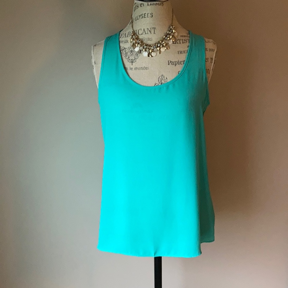 NWOT Express Tank with split back detail